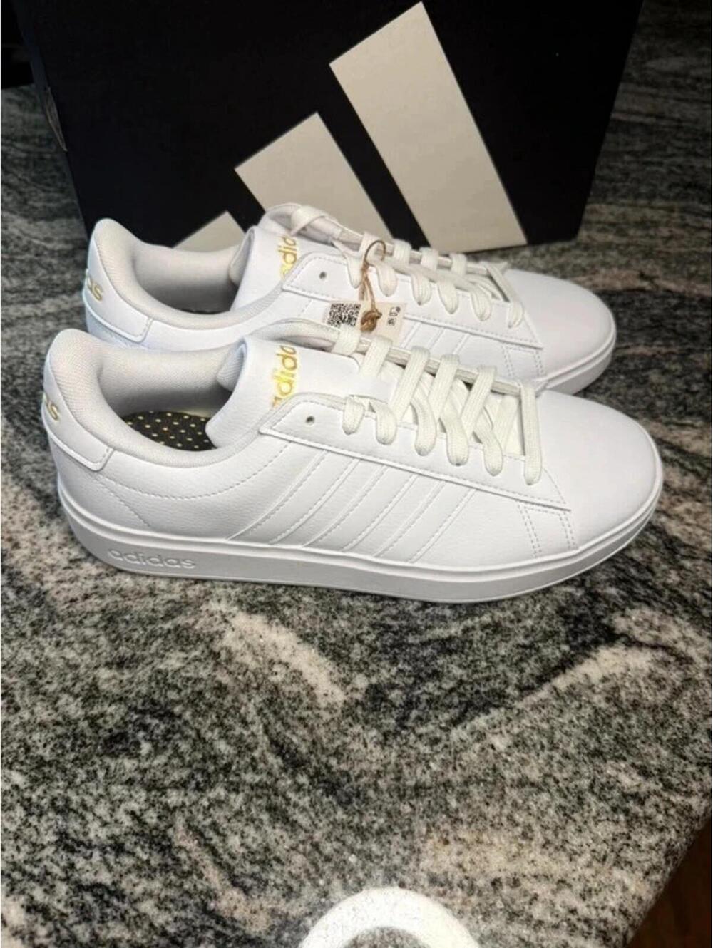 Adidas Grand Court 2.0 White Sneakers Women’s 8.5 White Cloudfoam Comfort NWT